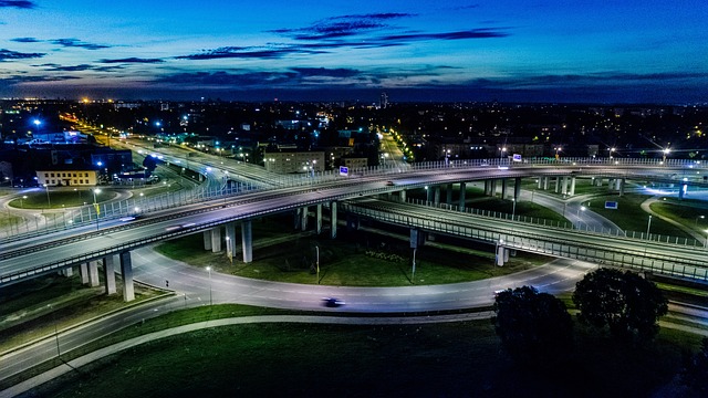 Sadarbojoties ar privāto sektoru, Rīgā plānots investēt 60 miljonus apgaismes modernizācijai