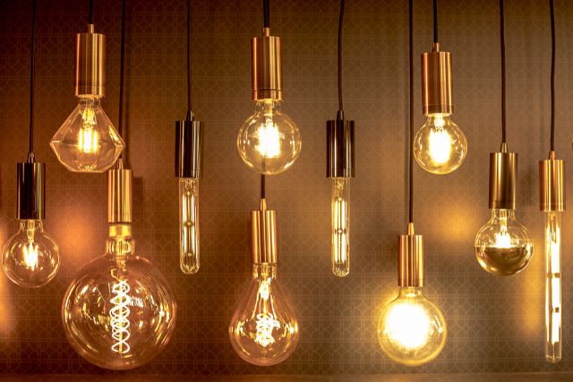 Pārskats par iesniegumu izskatīšanas komisijas lēmumiem attiecībā uz LED gaismekļu iepirkumos noteiktajām prasībām